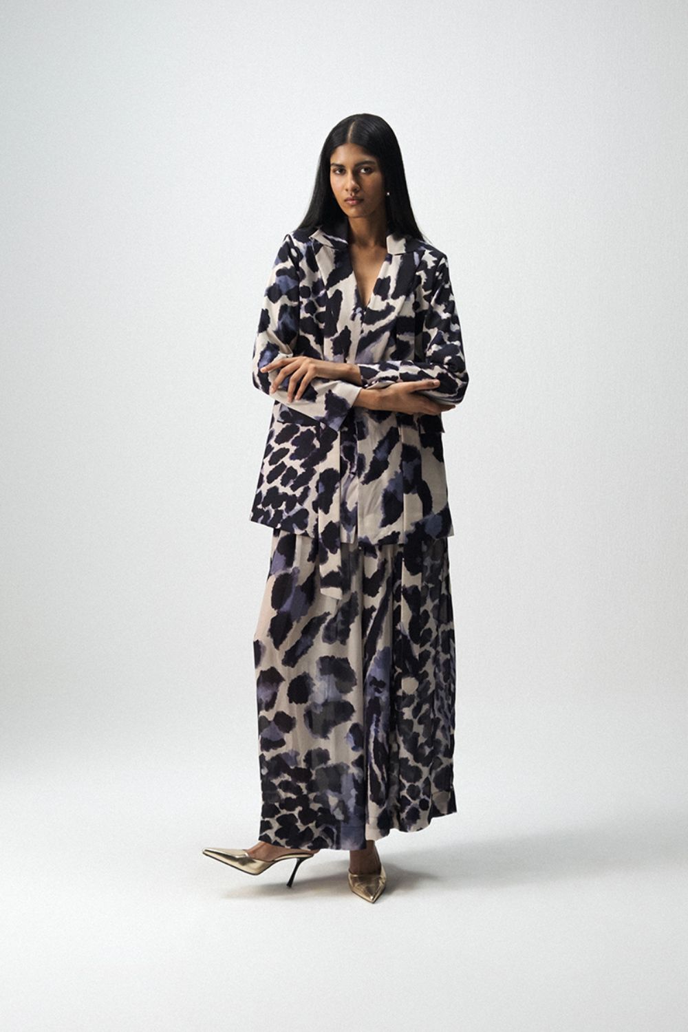 SAMBURU BLAZER & PANTS SET