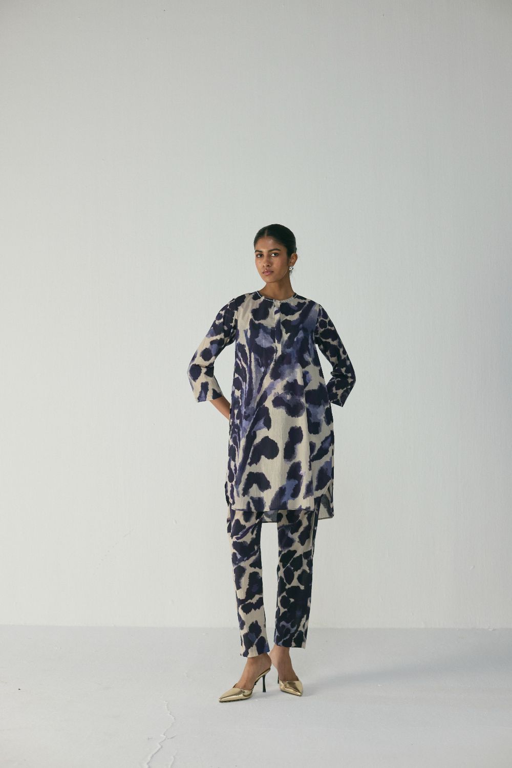 SAMBURU SHORT KURTA SET