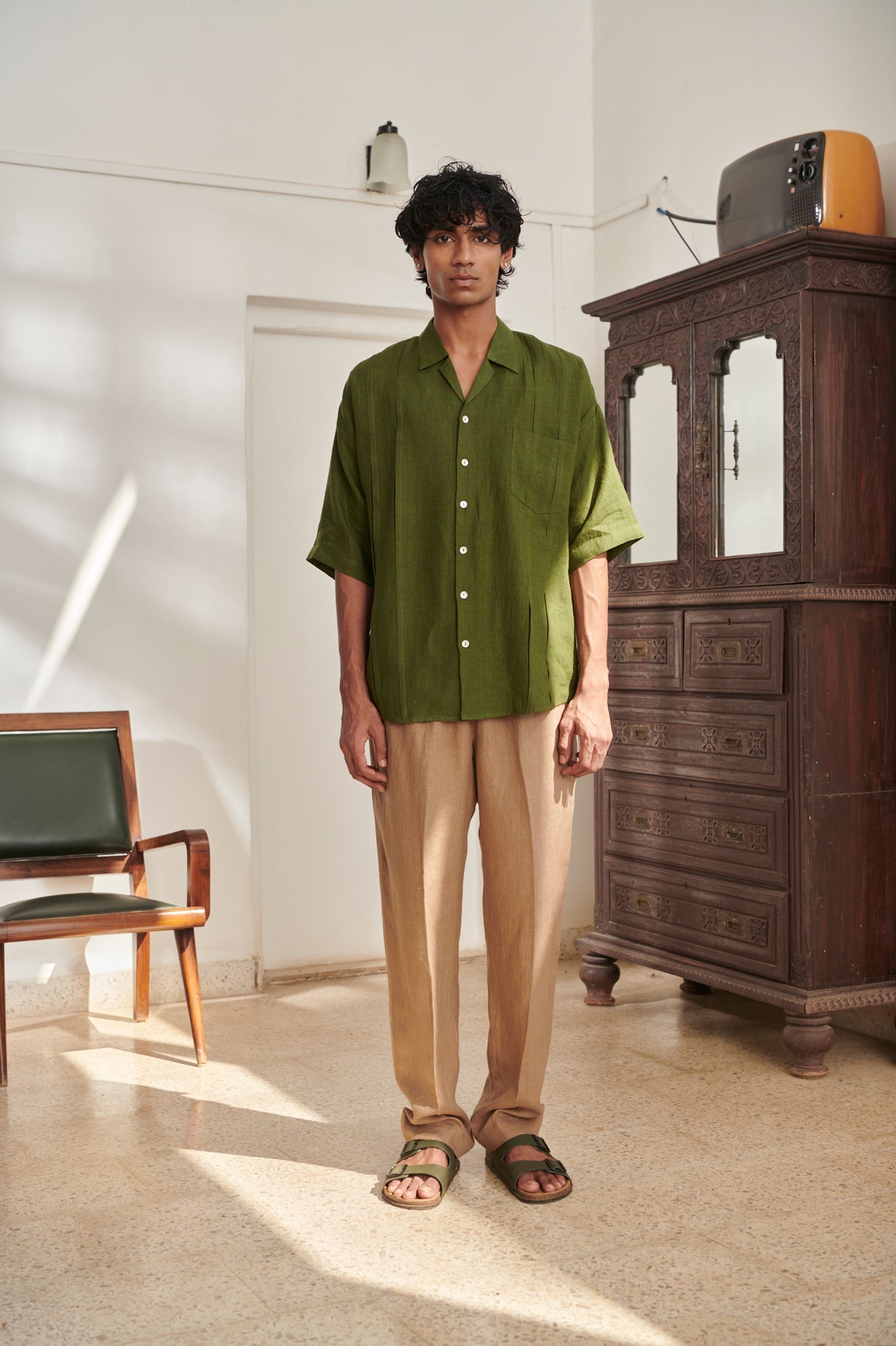 Safari Linen Men's Pleated Camp Collar Shirt