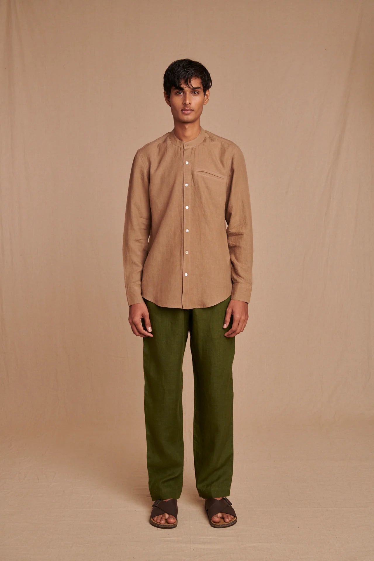 Mousse Linen Men's Band Collar Shirt - Slim Fit