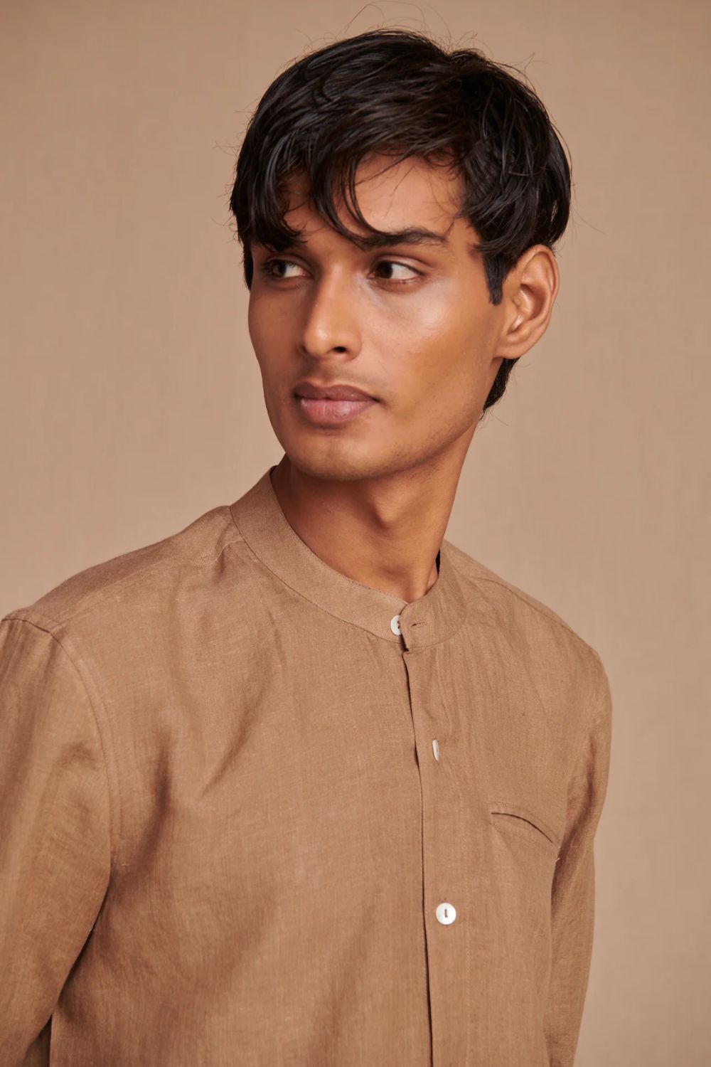 Mousse Linen Men's Band Collar Shirt - Slim Fit