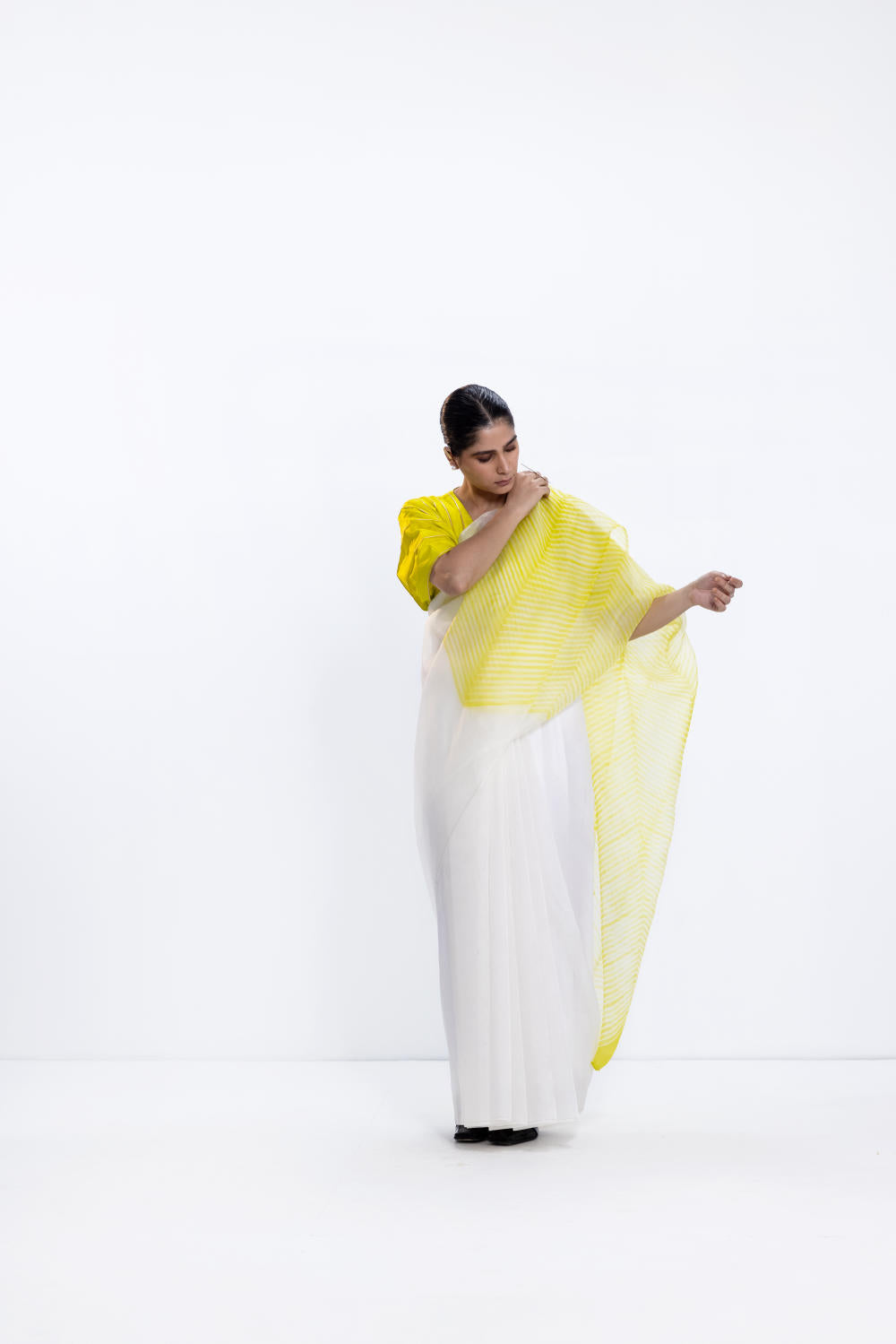 SHORE SAREE - IVORY/LIME