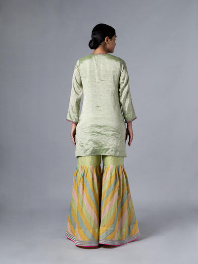 Soondur Kurti