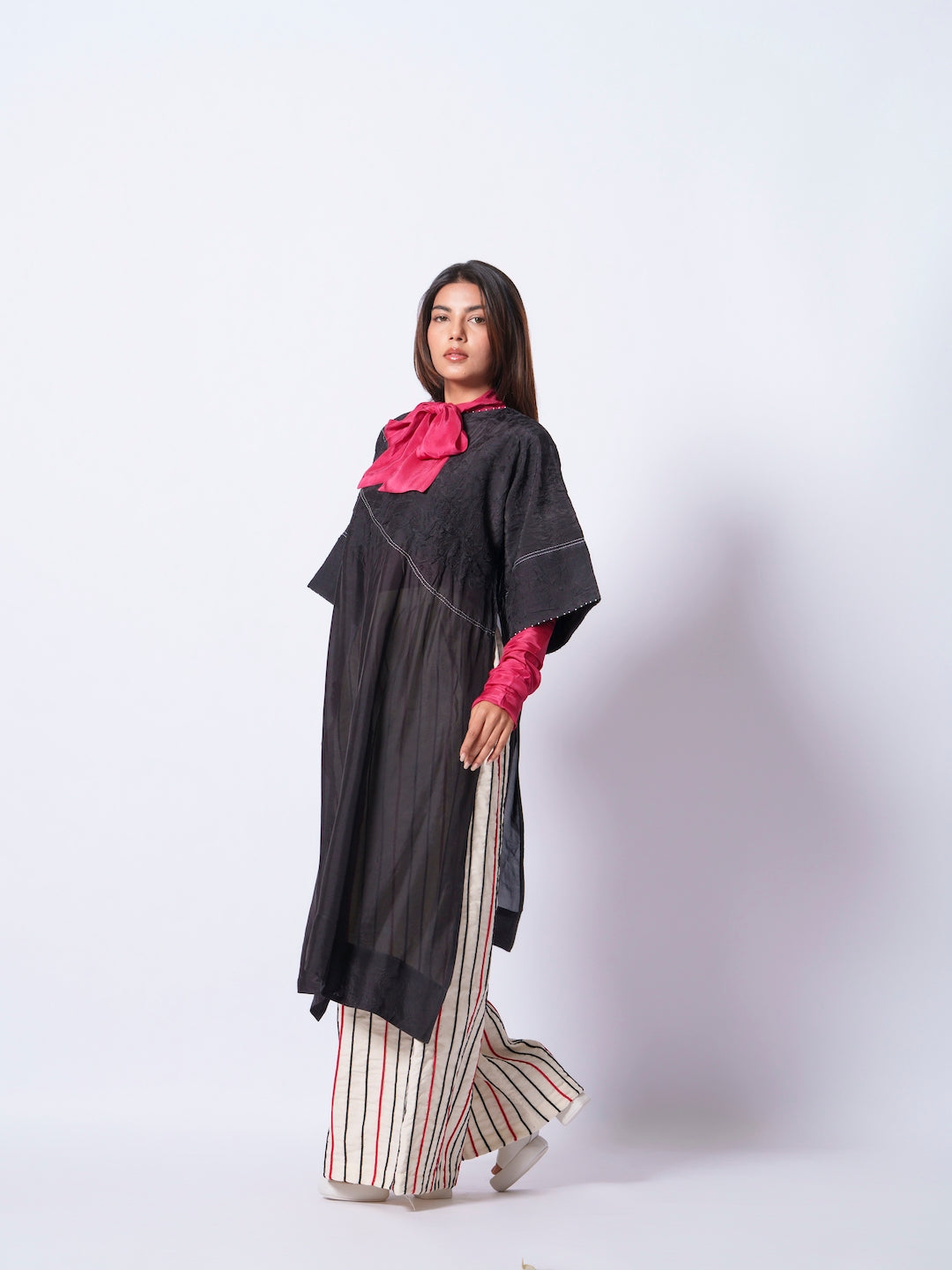 Sprout Tunic-Black
