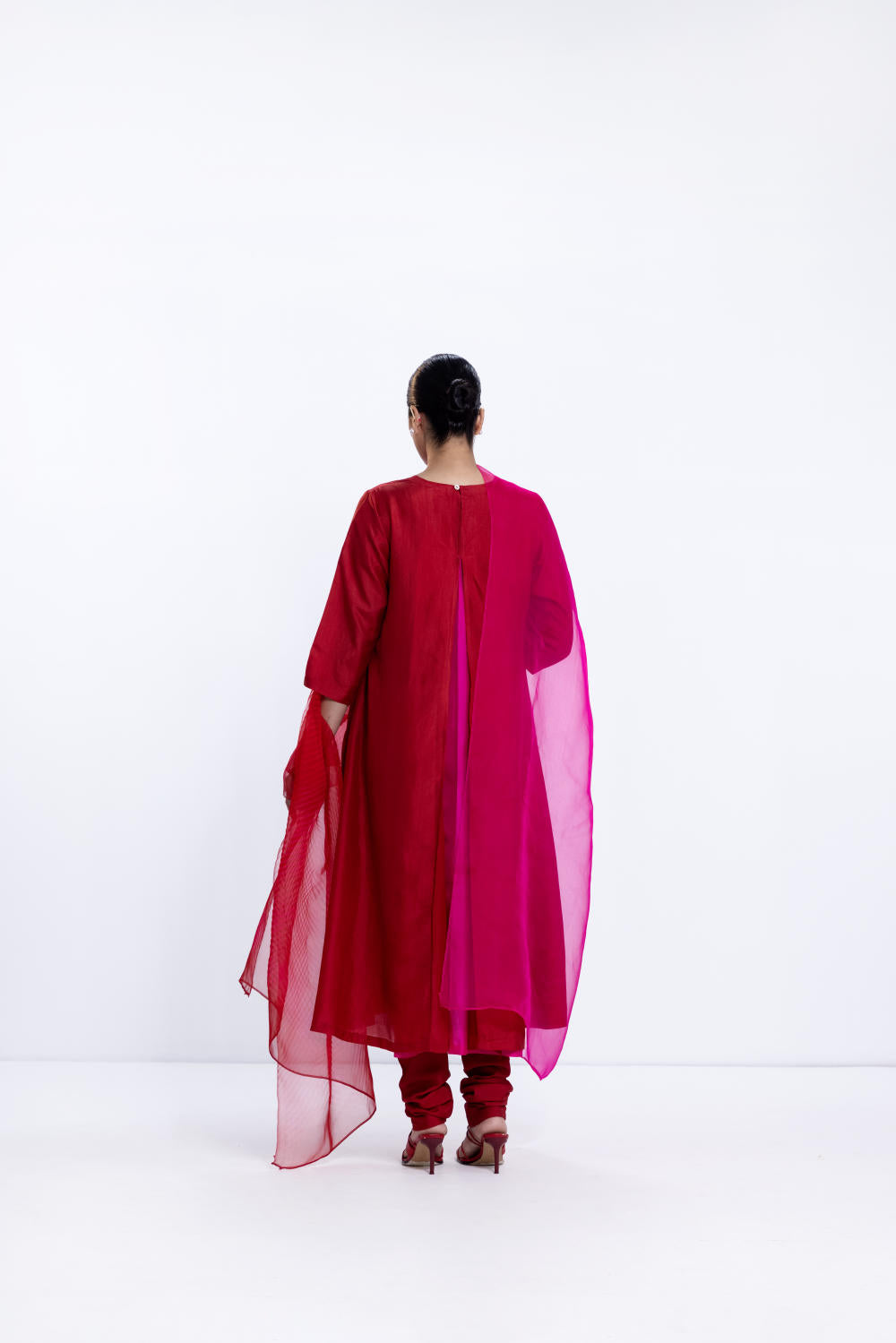 THE SEA DUPATTA - RED/RANI