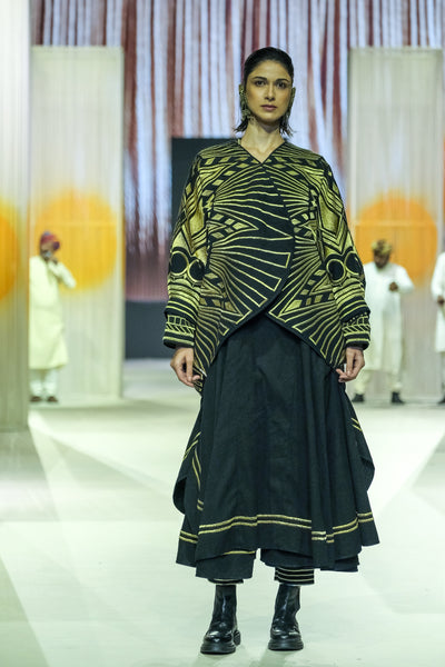 Sunhera Tunic