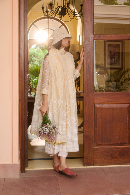 HILDA KURTA-IVORY