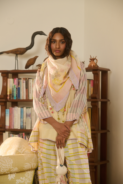 REGGIE TOP-IVORY