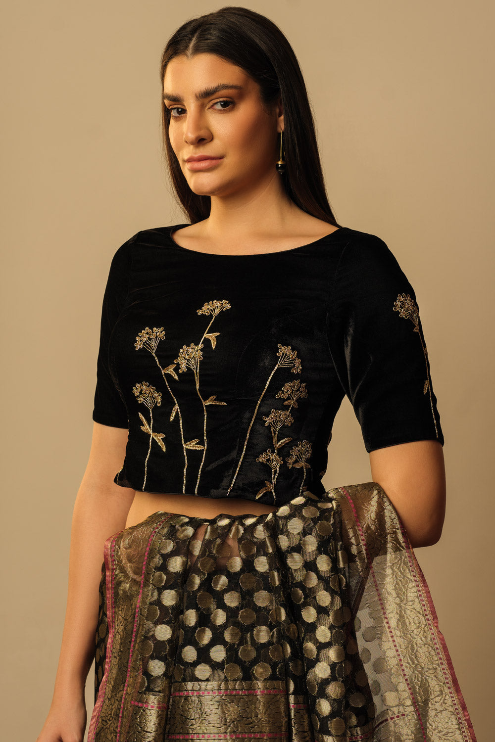 Sweet Cicely velvet crop top black