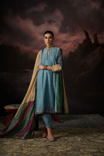 TARA KURTA