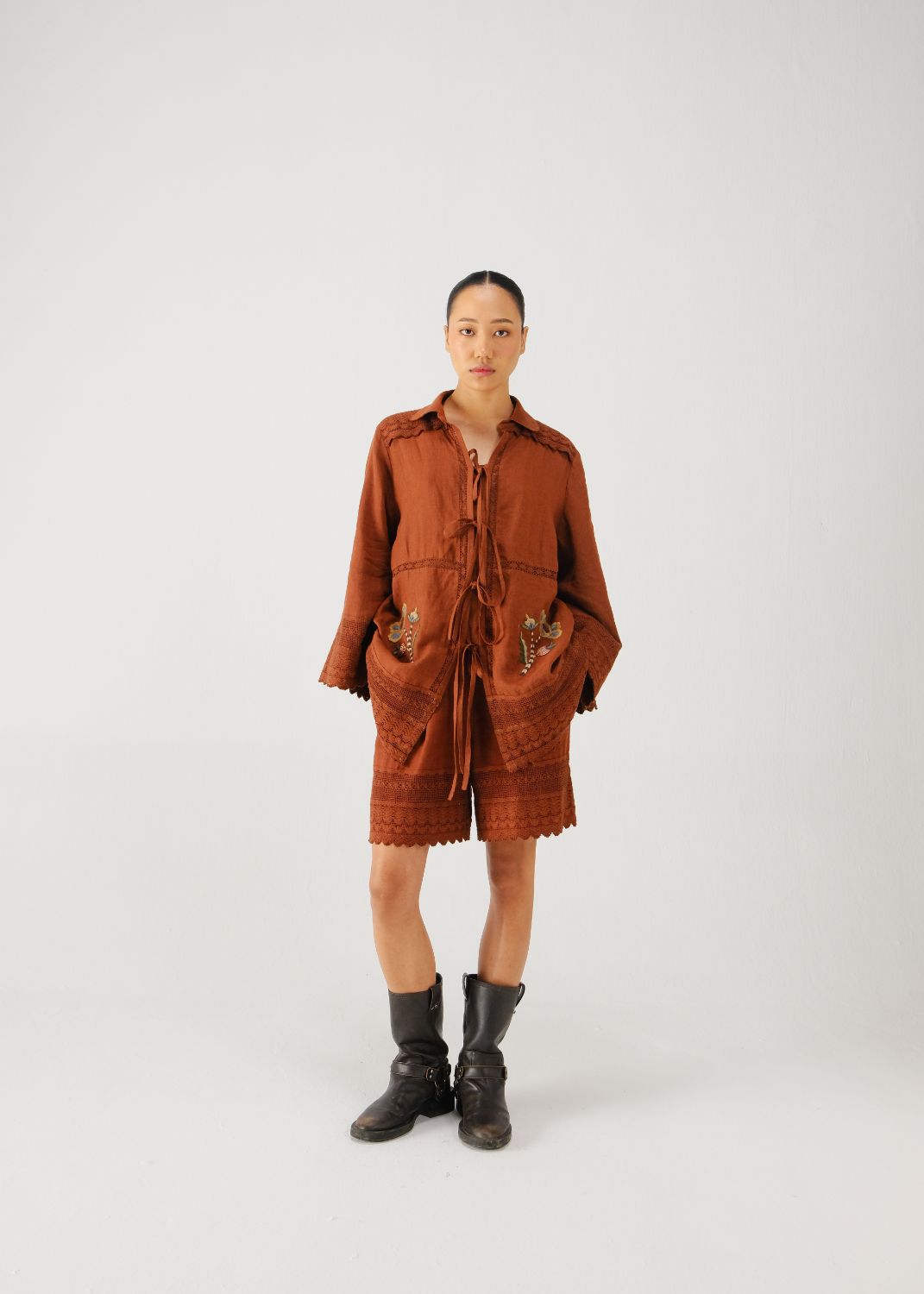 Tie up set-Rust bloom emb.