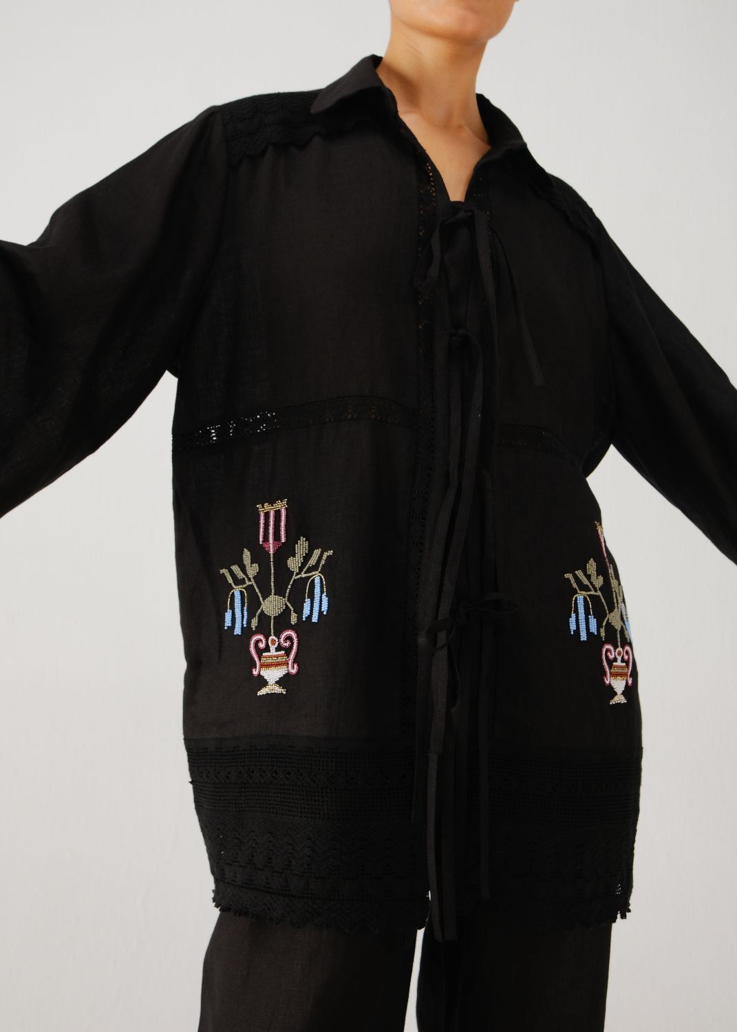 Tie up shirt-Black bead emb.