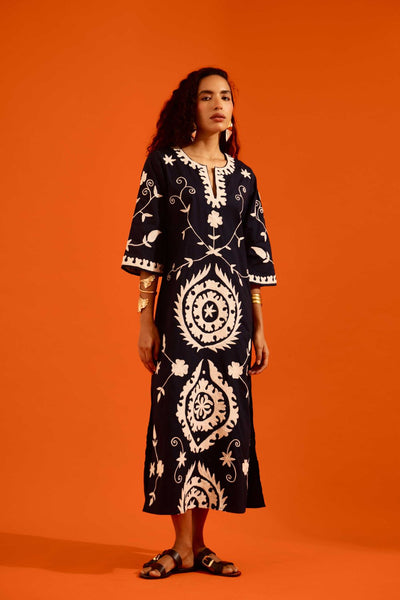 Midnight Cotton Maxi Dress With Ivory Wave Thread Embroidery
