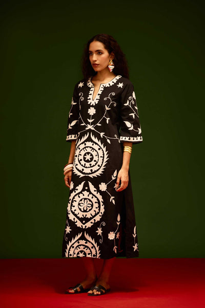 Black Cotton Maxi Dress With Ivory Wave Thread Embroidery