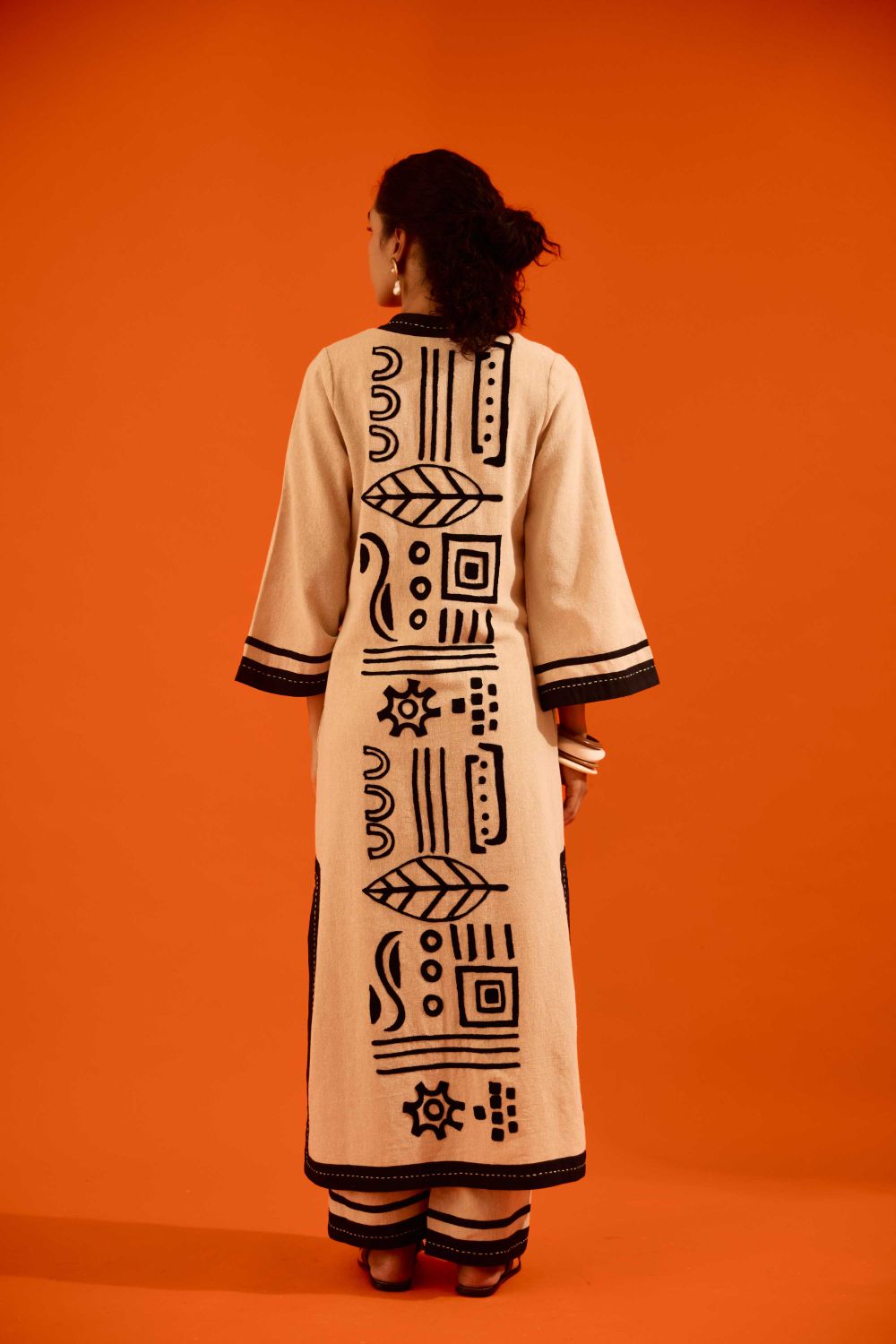 Natural Jute Tunic Set With Black Thread Embroidery