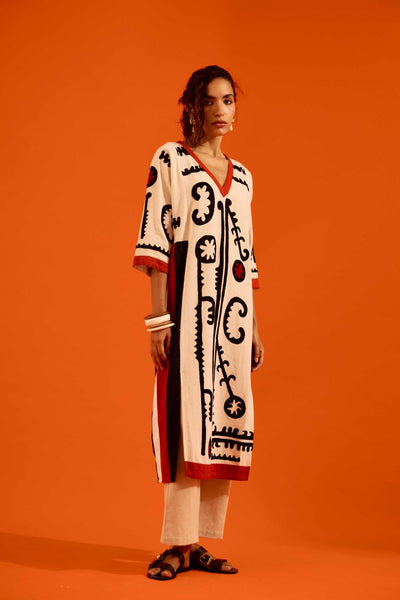 Natural Jute Thread Embroidered Tunic Set With Multi Color Maasai Motif TRI-AW-038