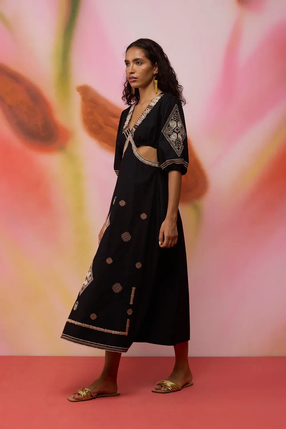 Textured Ikat Embroidered Maxi Dress - Black-Size M