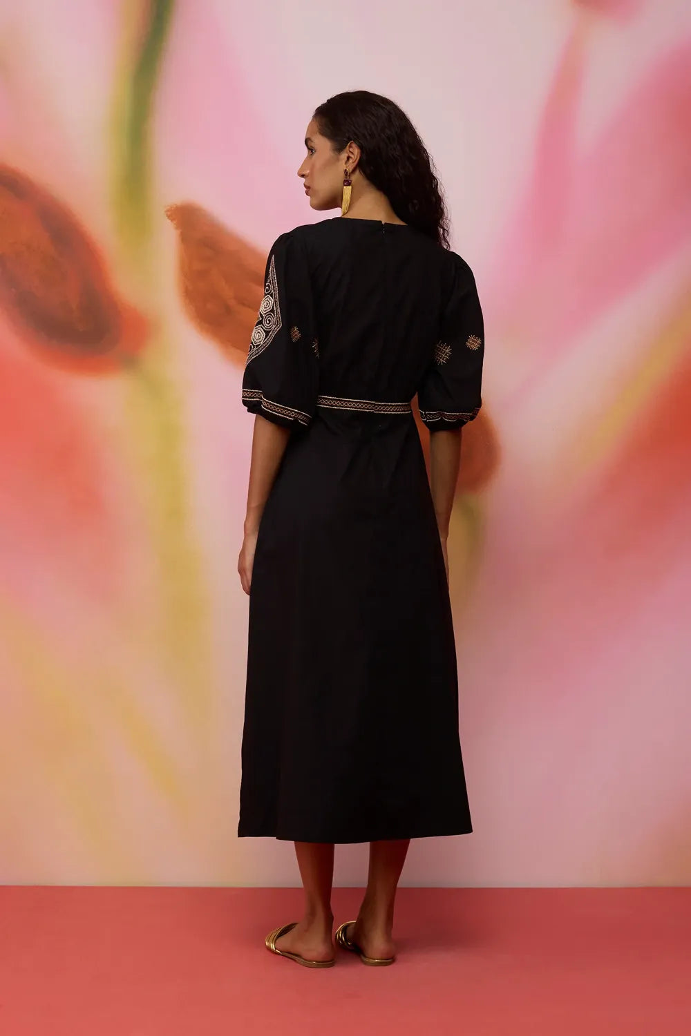 Textured Ikat Embroidered Maxi Dress - Black-Size M