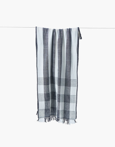 The Monochrome Check stole