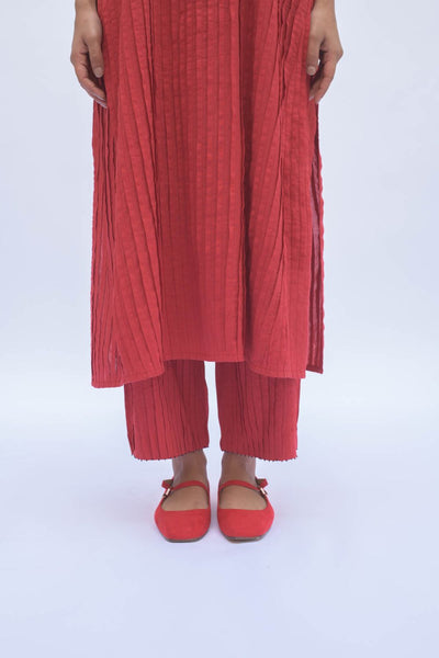 LAAL NEELI KURTA SET