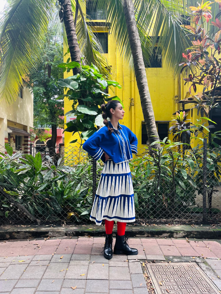 Trikon Skirt - Short + Tiger Shirt