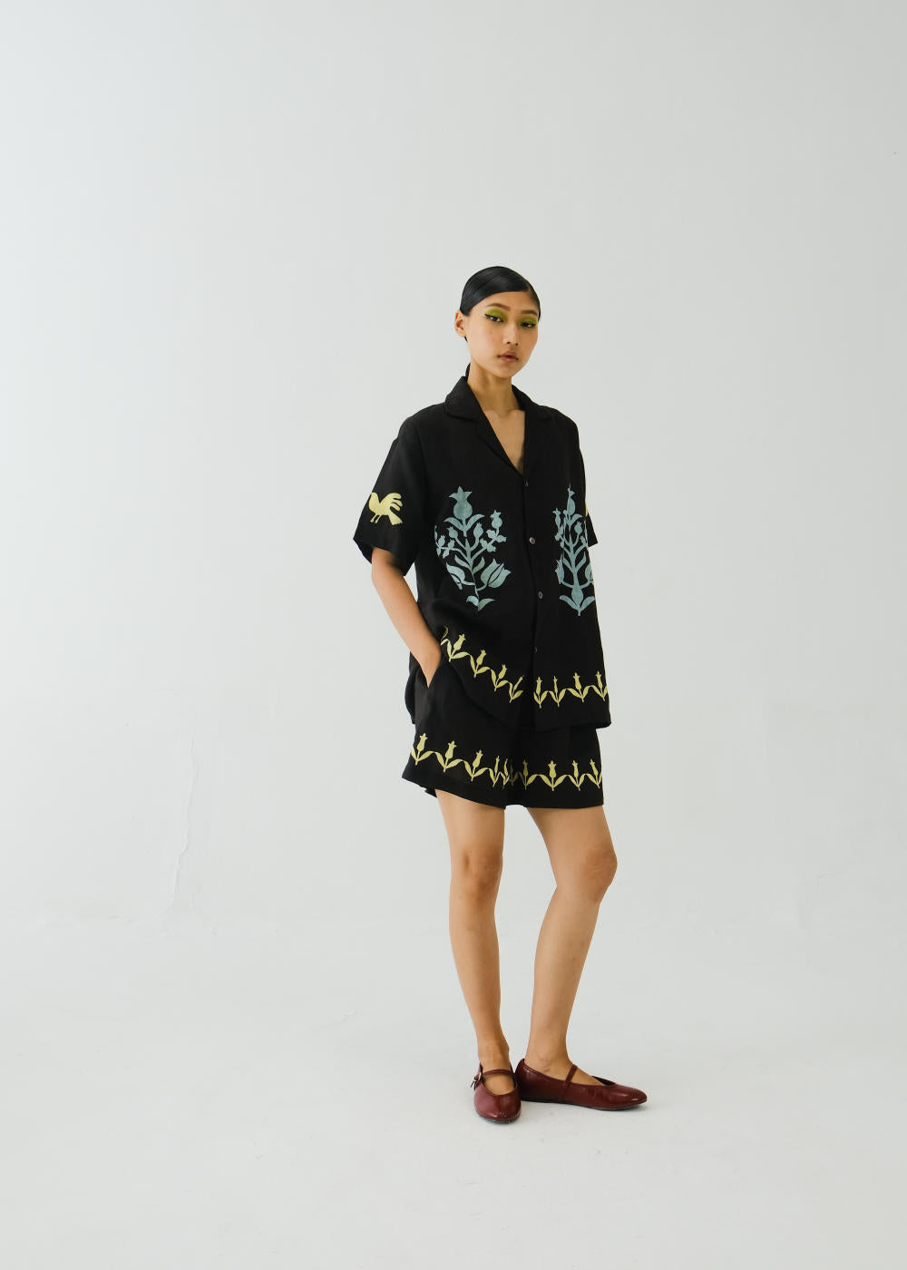 Unisex Set-Black Bird Applique