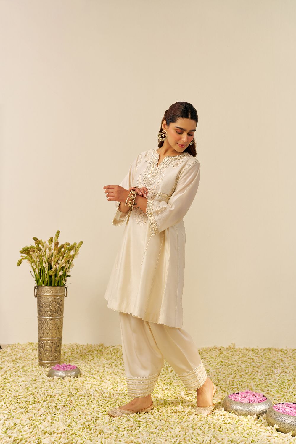 Aiza - Short Chauga With Salwar-Daisy Ivory