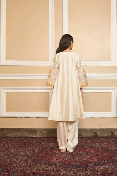 Mohsina Chauga with Salwar-Daisy ivory