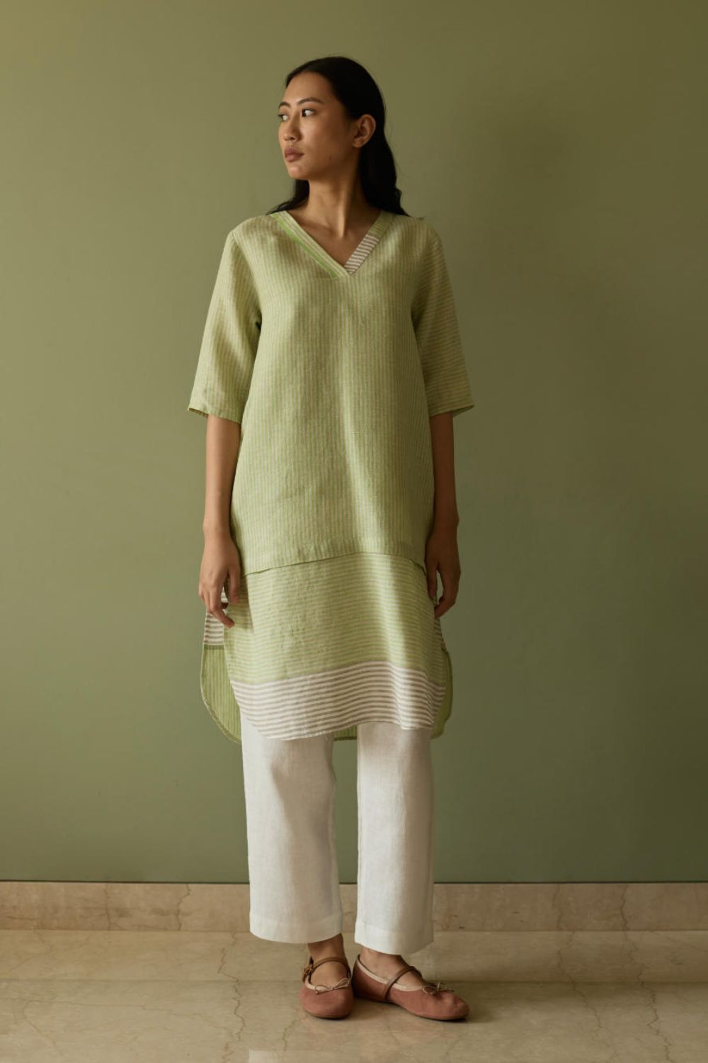 Jira Pleated Stripe Linen Kurta-Meadow