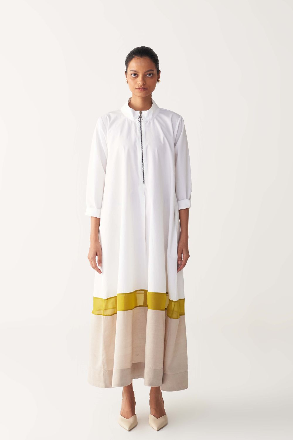 TURTLE NECK DRESS-WHITE