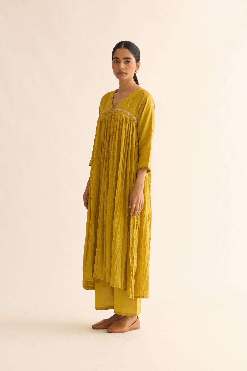 MRINAL LEMON GREEN KURTA SET