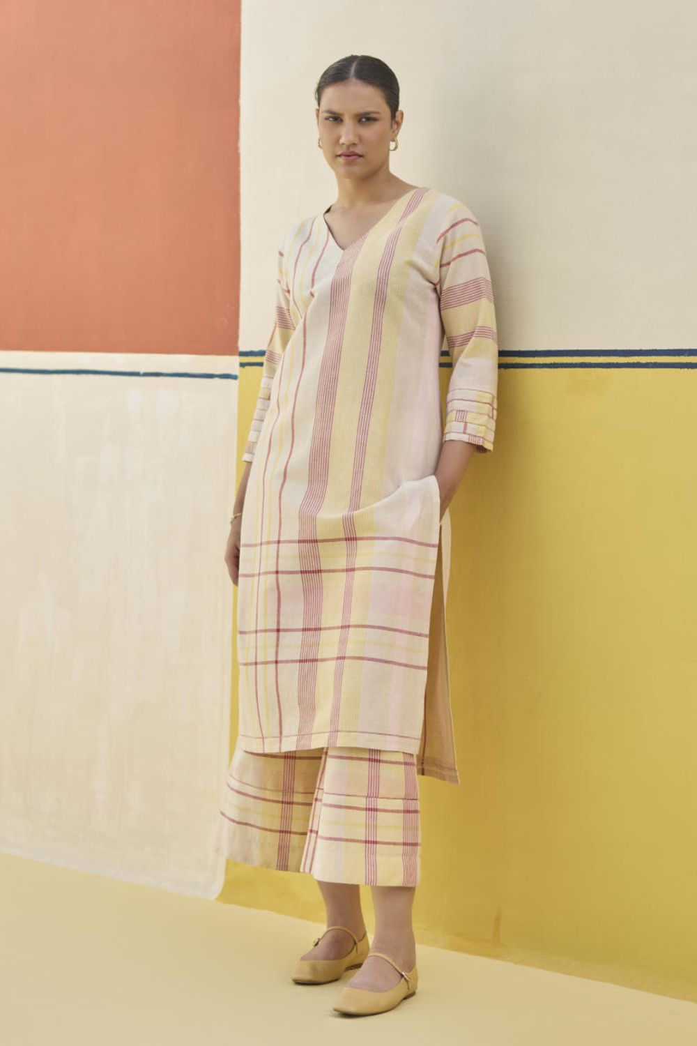 Misa Check Linen Kurta - Sand