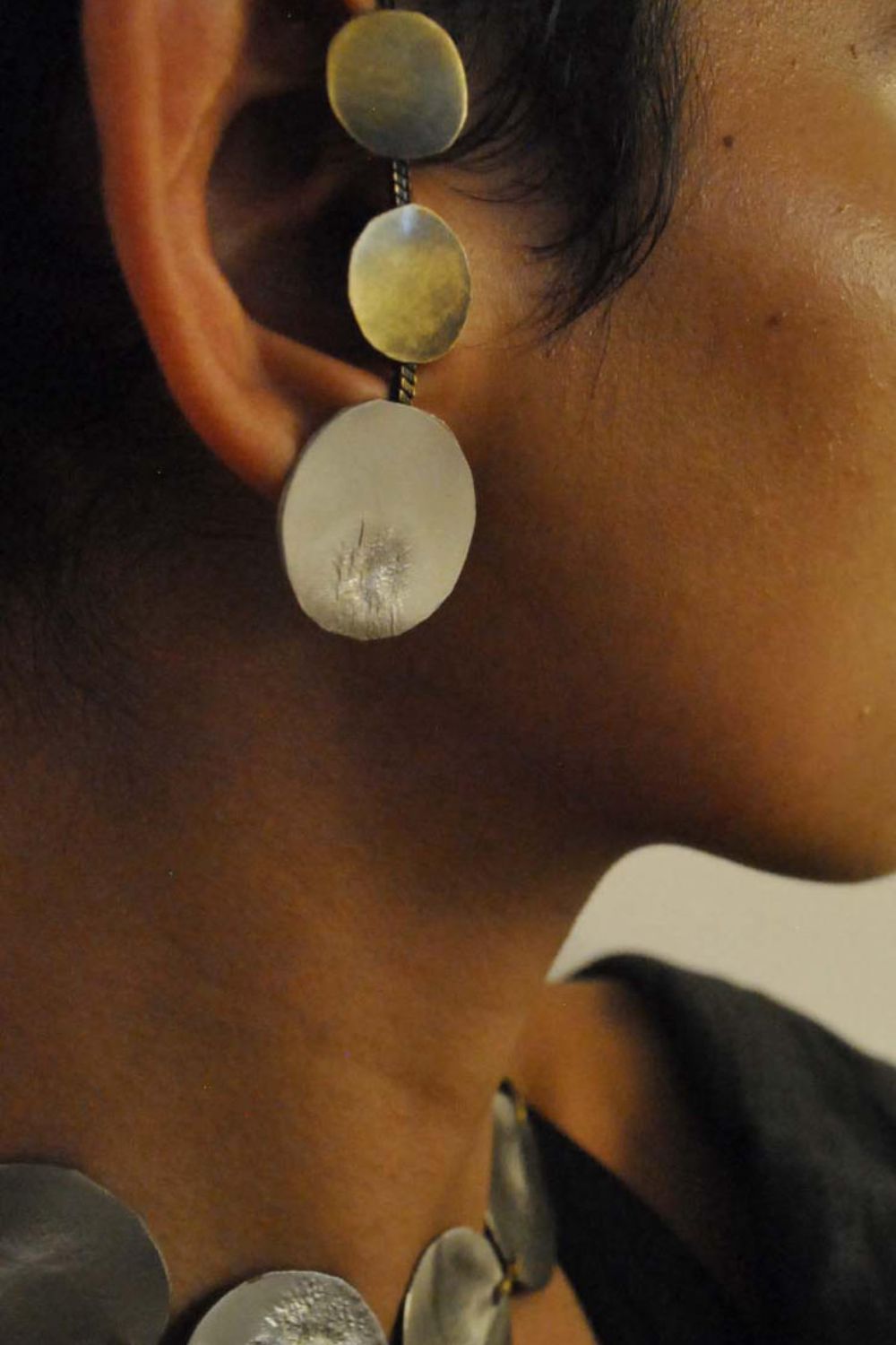 BOLYGO EAR-STUDS