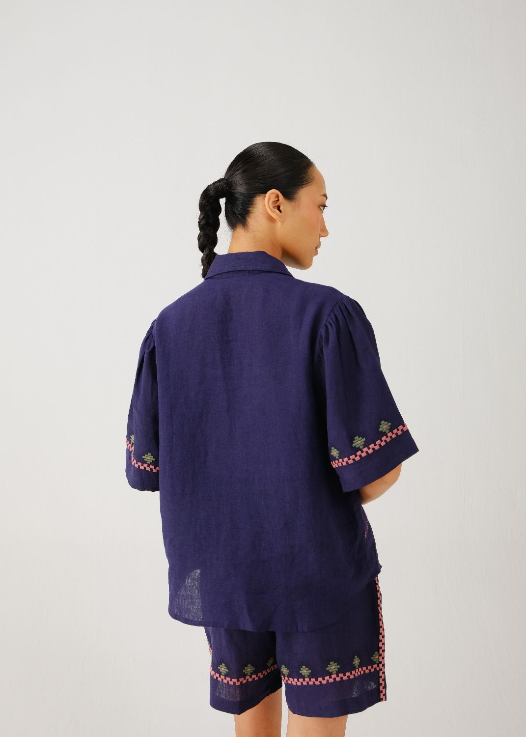 Victorian shirt-Ink folk emb.