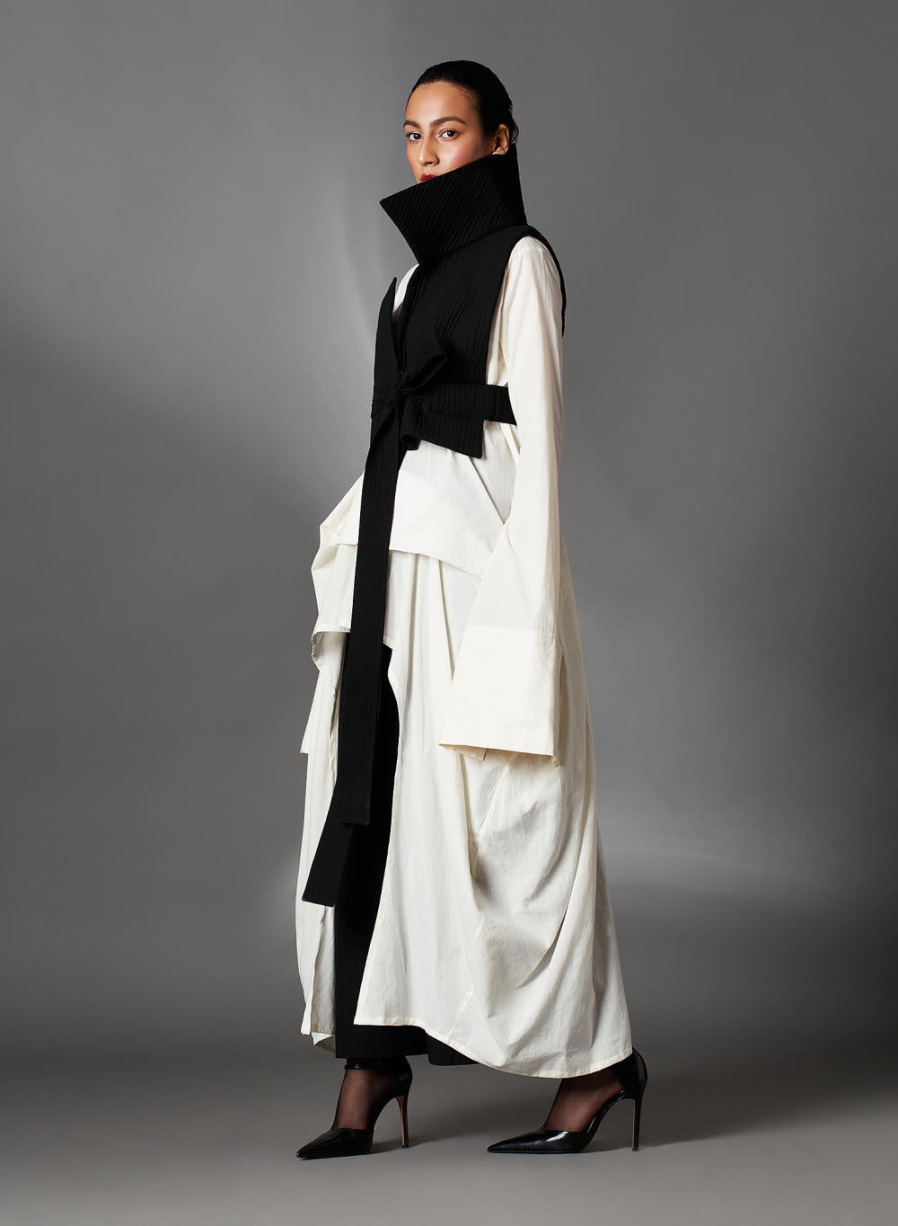 Vera Jacket in Black-Black