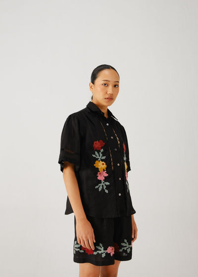 Victorian shirt-Black pixel emb.