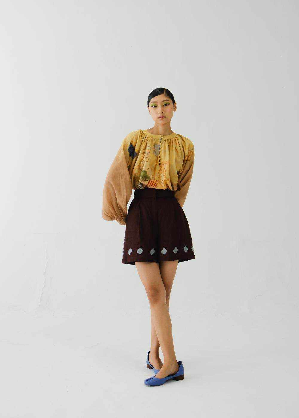 WIDE LEG SHORT-Maroon Applique