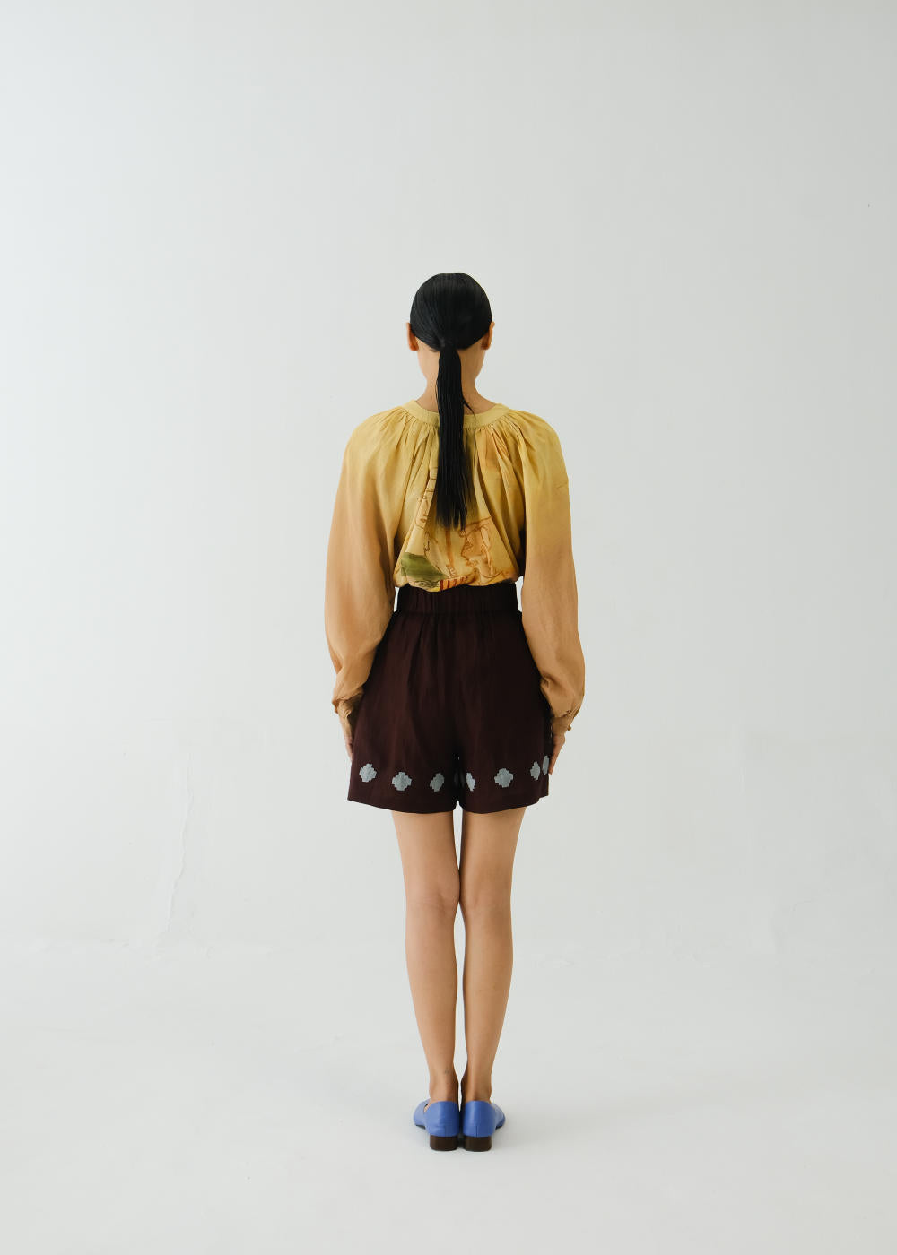 WIDE LEG SHORT-Maroon Applique