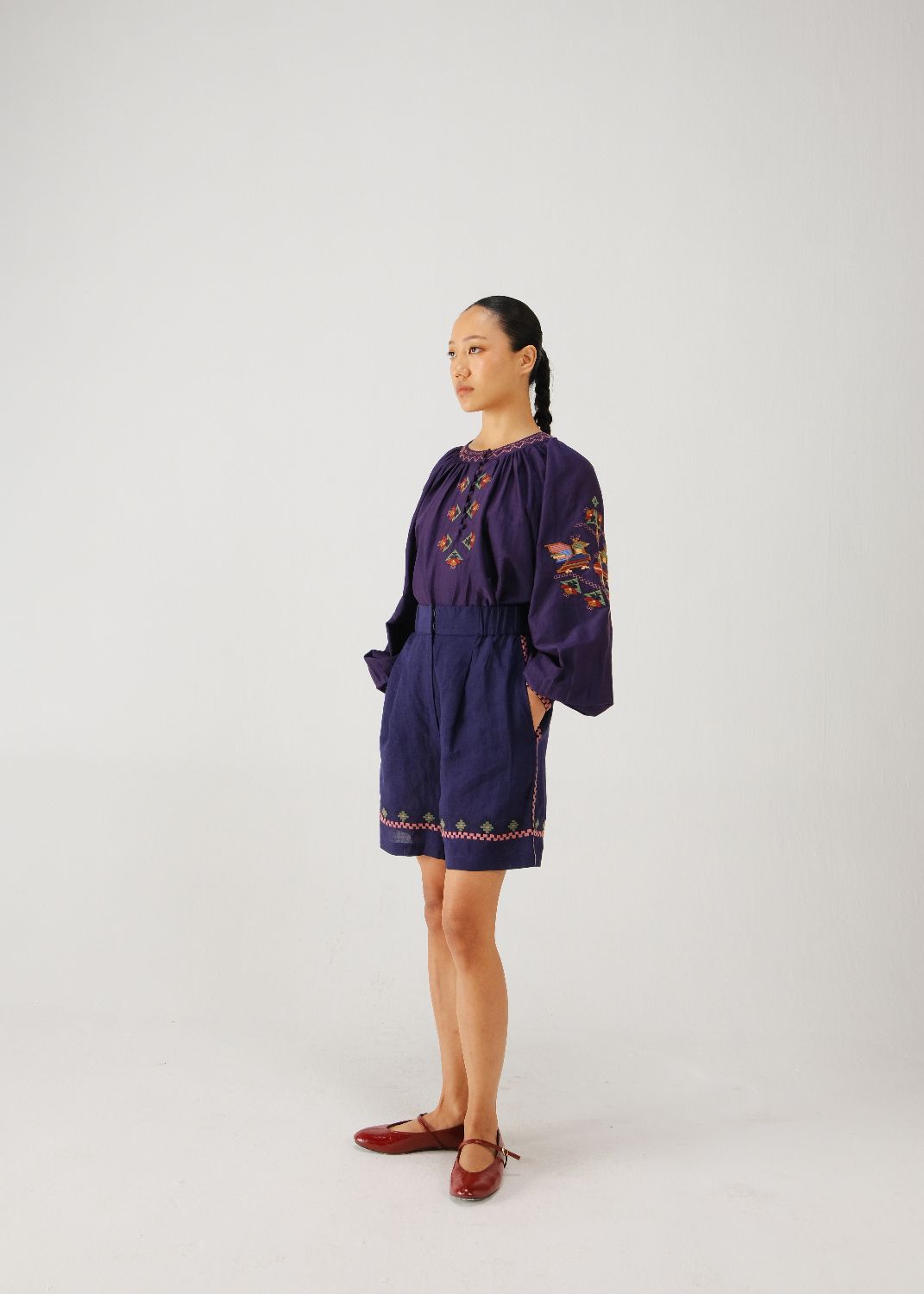 Wide leg shorts-Ink folk emb.