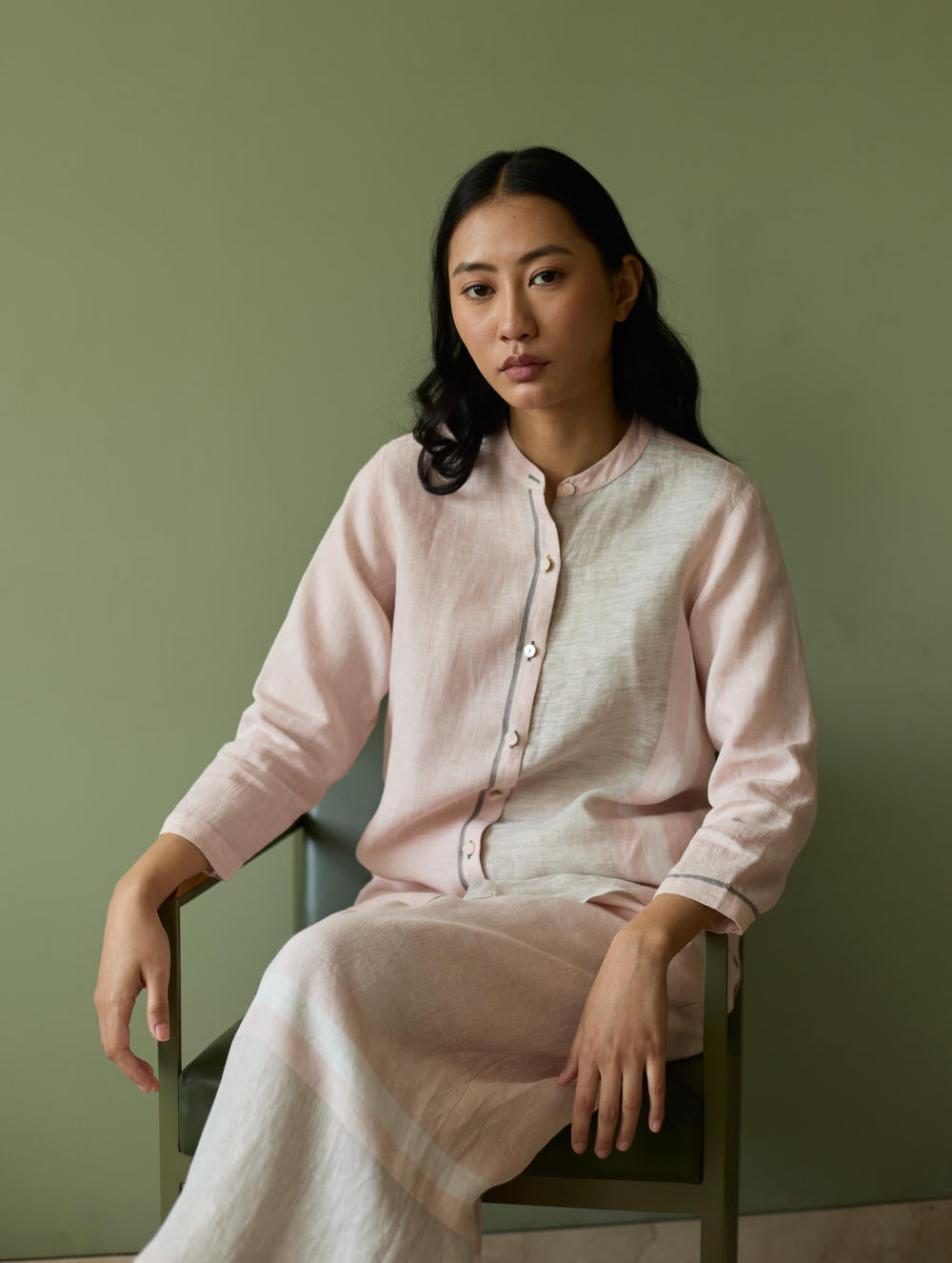 Aline Mandarin Collar Border Linen Shirt-Blush