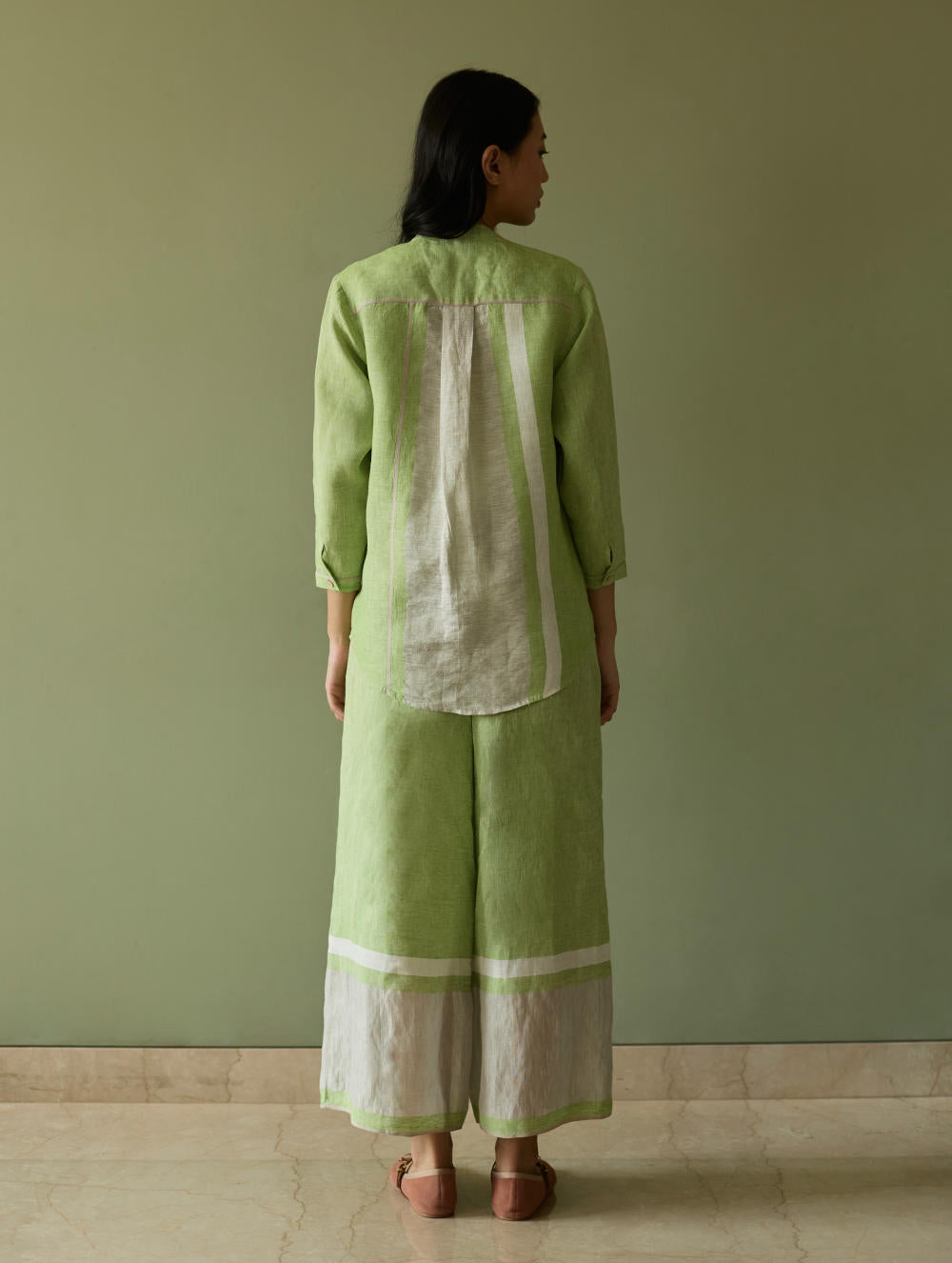 Aline Mandarin Collar Border Linen Shirt-Meadow
