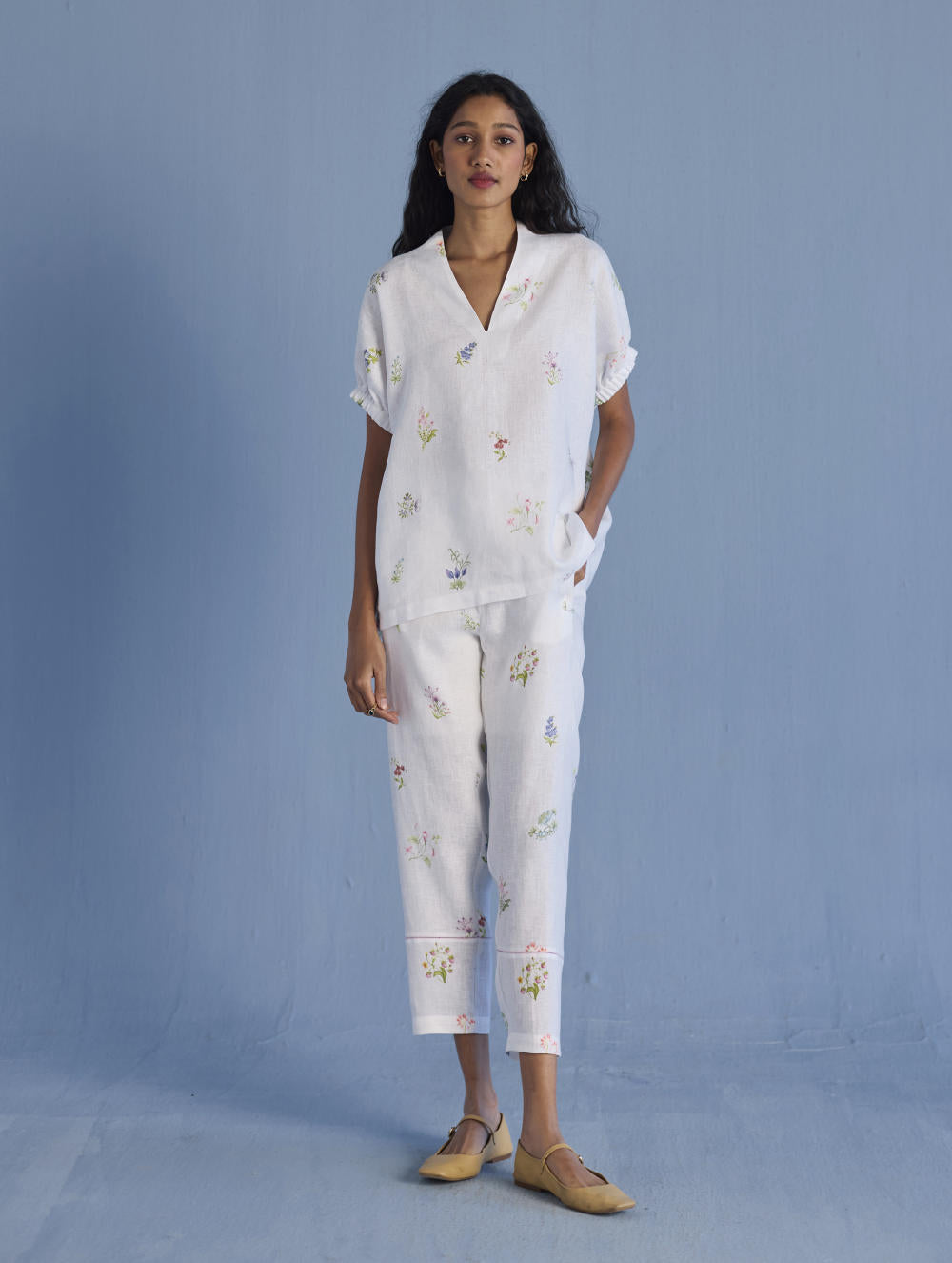 Mihen Elasticated Sleeve Linen Top - White