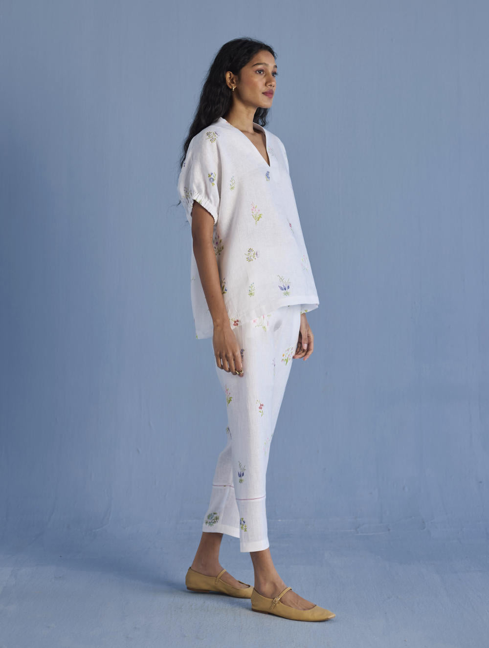 Mihen Elasticated Sleeve Linen Top - White