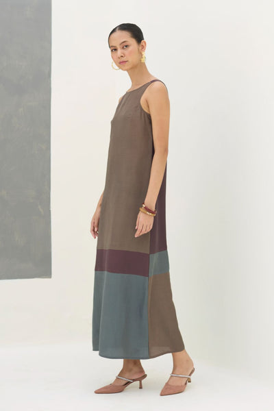 Nida Sleeveless Mulberry Silk Dress - Taupe Grey
