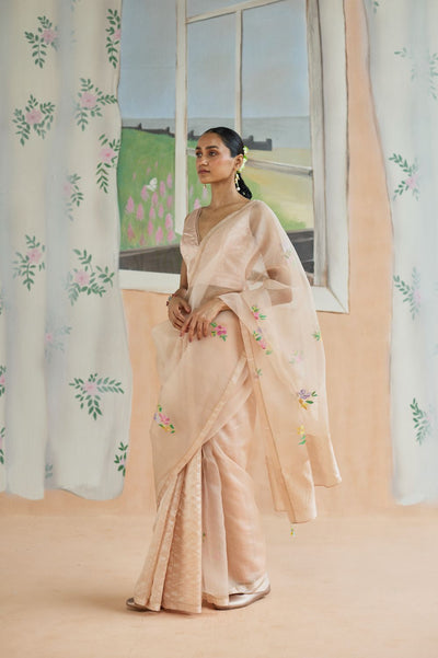 Soft Whisper Jamdani Sari