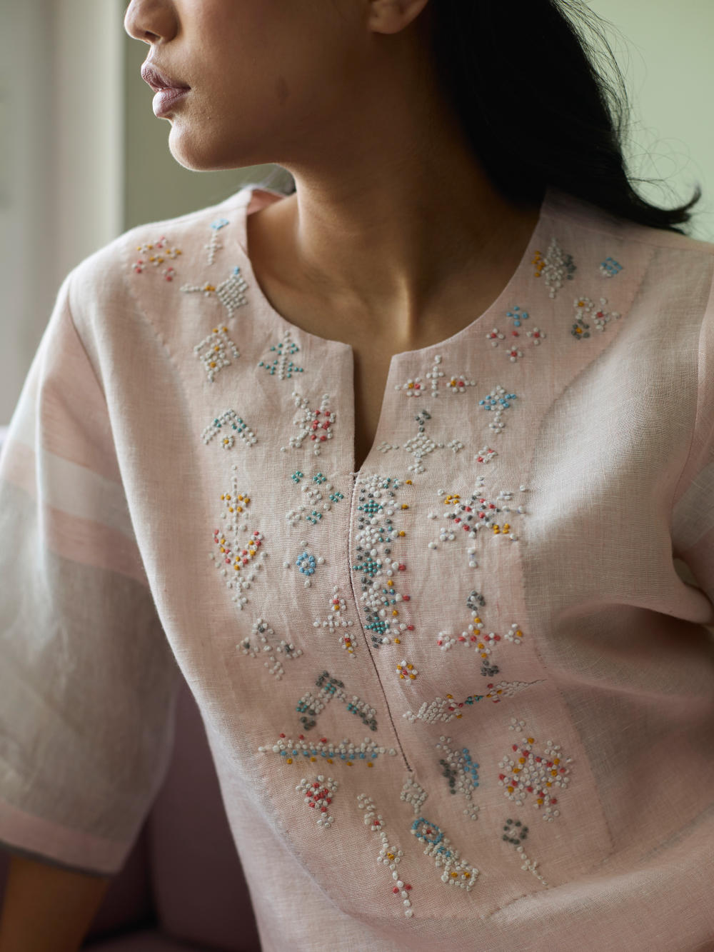 Vira Hand-Emboidered Linen Kurta Set-Blush