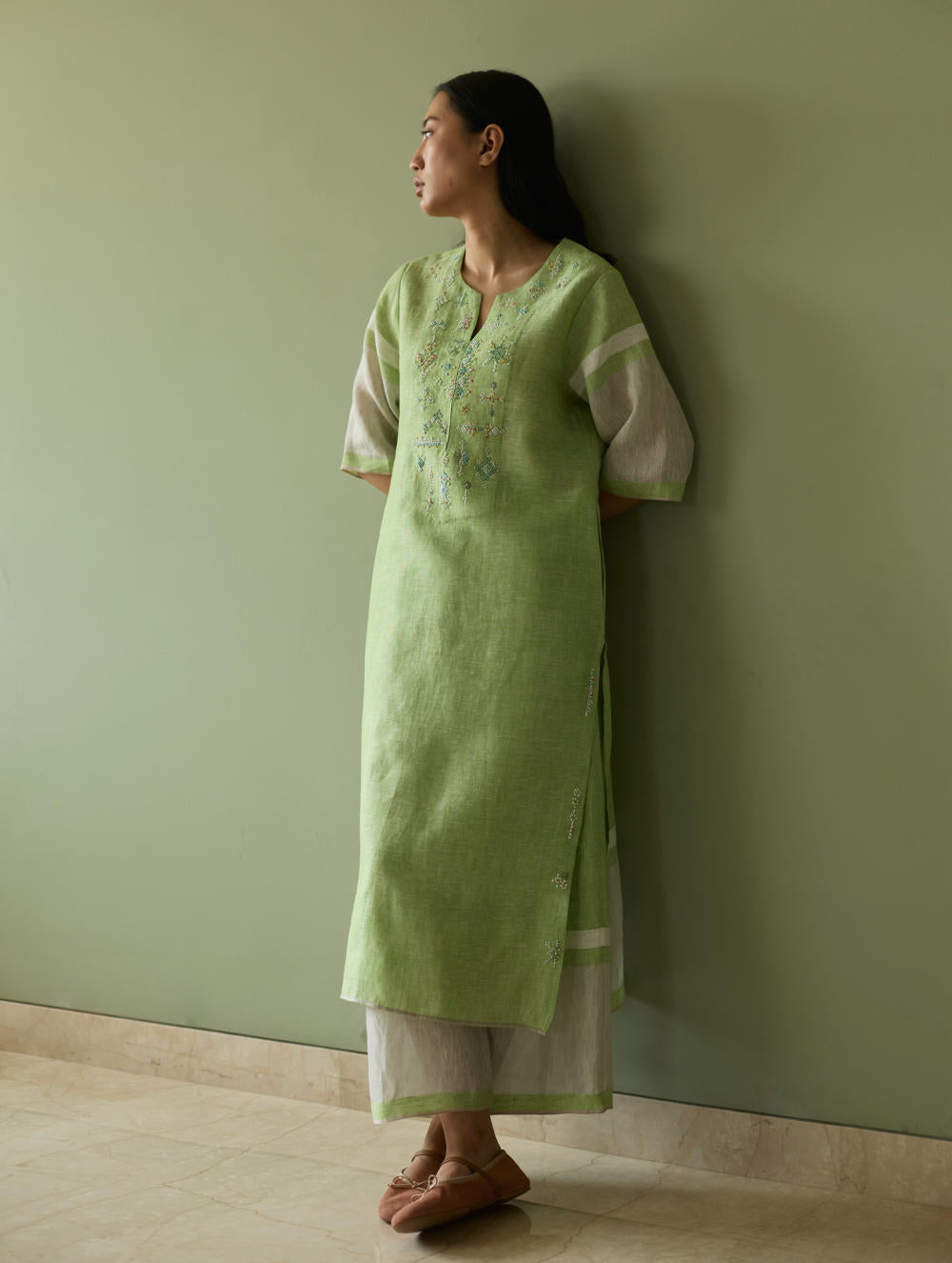 Vira Hand-Emboidered Linen Kurta-Meadow