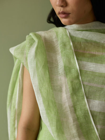 Yara Sleeveless Border Linen Kurta-Meadow