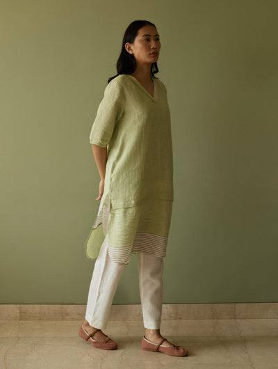 Jira Pleated Stripe Linen Kurta-Meadow