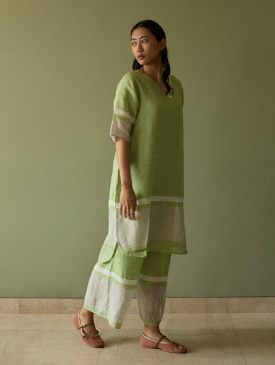 Iva Pleated Border Linen Kurta-Meadow